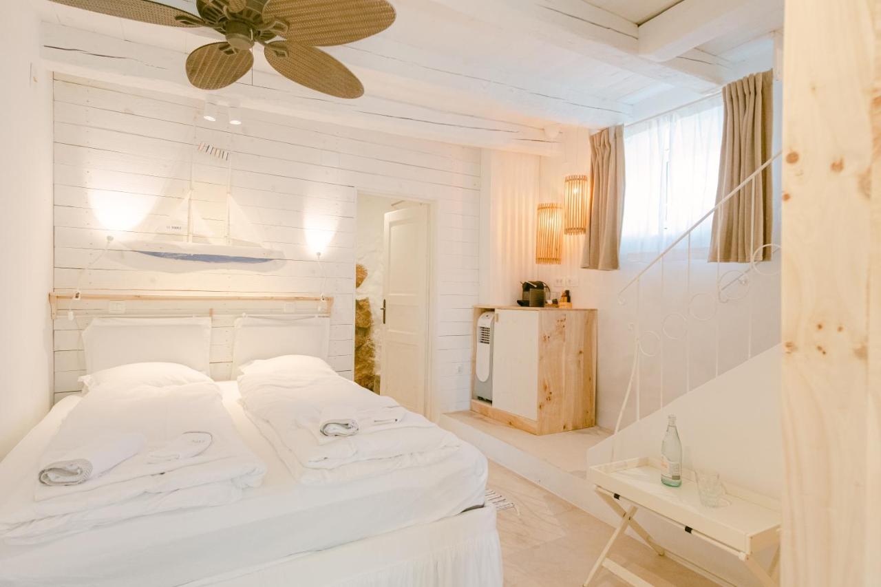 Romantic Stone House Double Room Kornic Exterior photo