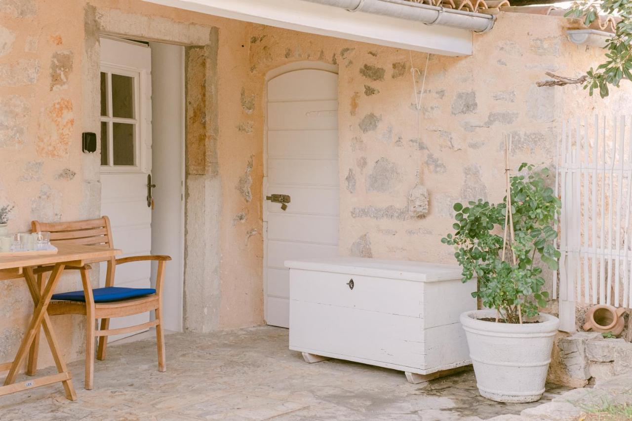Romantic Stone House Double Room Kornic Exterior photo