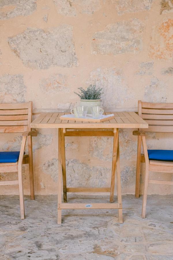 Romantic Stone House Double Room Kornic Exterior photo